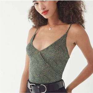 Urban Outfitters Green Animal Print Cami Tank Top size M